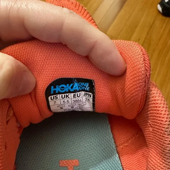 Hoka One One Women's Bondi 7 Size 7 - Picture 3 of 4